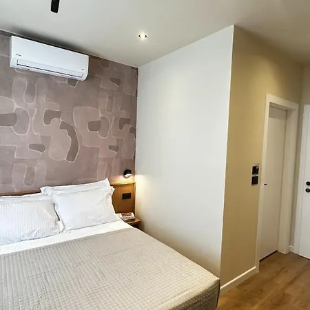 Hotel Serenity